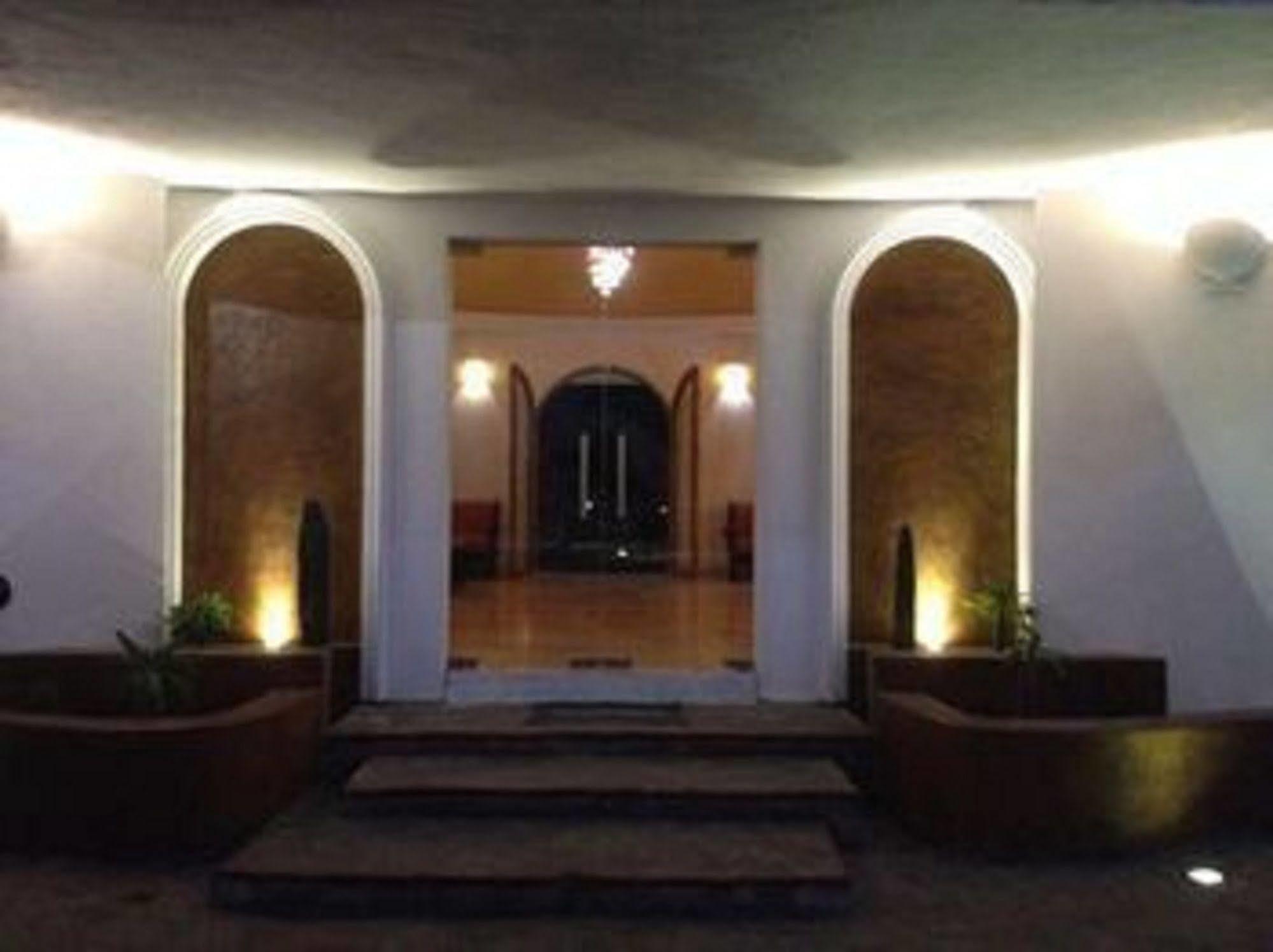 לה פז Hotel & Suites El Moro מראה חיצוני תמונה